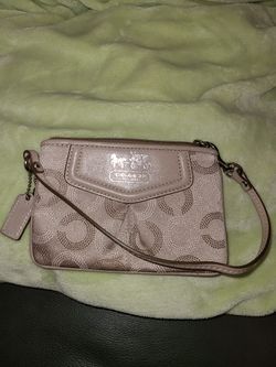 Coach Zipper Wristlet 