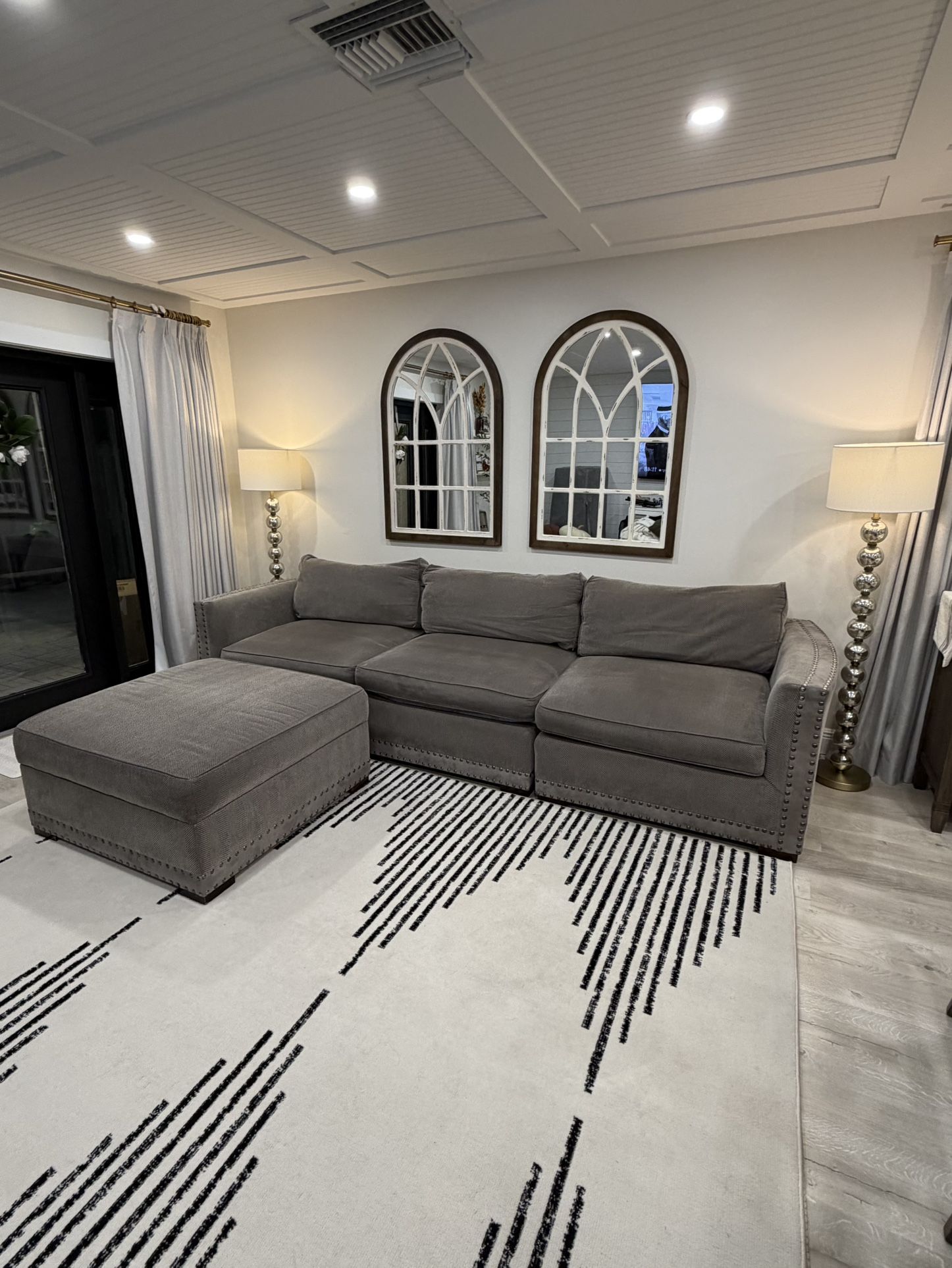 Haverty’s Modular Sofa w/ Storage Ottoman