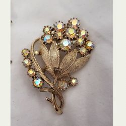 Coro signed bouquet flower AB rhinestones brooch goldtone vintage