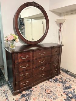 Large Bernhardt Mahogany Twelve-Drawer Dresser - Delivery Extra