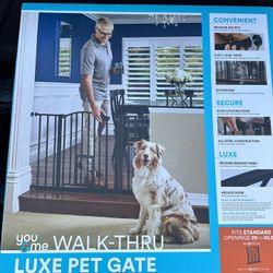 PET GATE