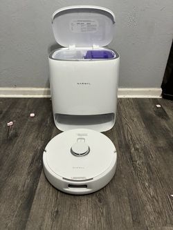 Narwal Robot Vacumm