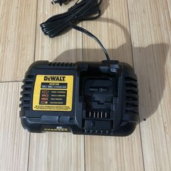 Dewalt  12-Volt And 20- Volt Power Tool Baterry Charger