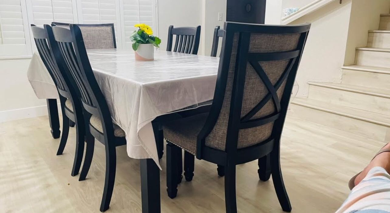 Wooden Dining table with 6 chairs