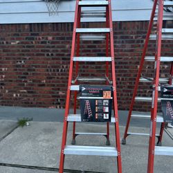 Louisville 8ft Fiberglass Step Ladder (12ft reach)