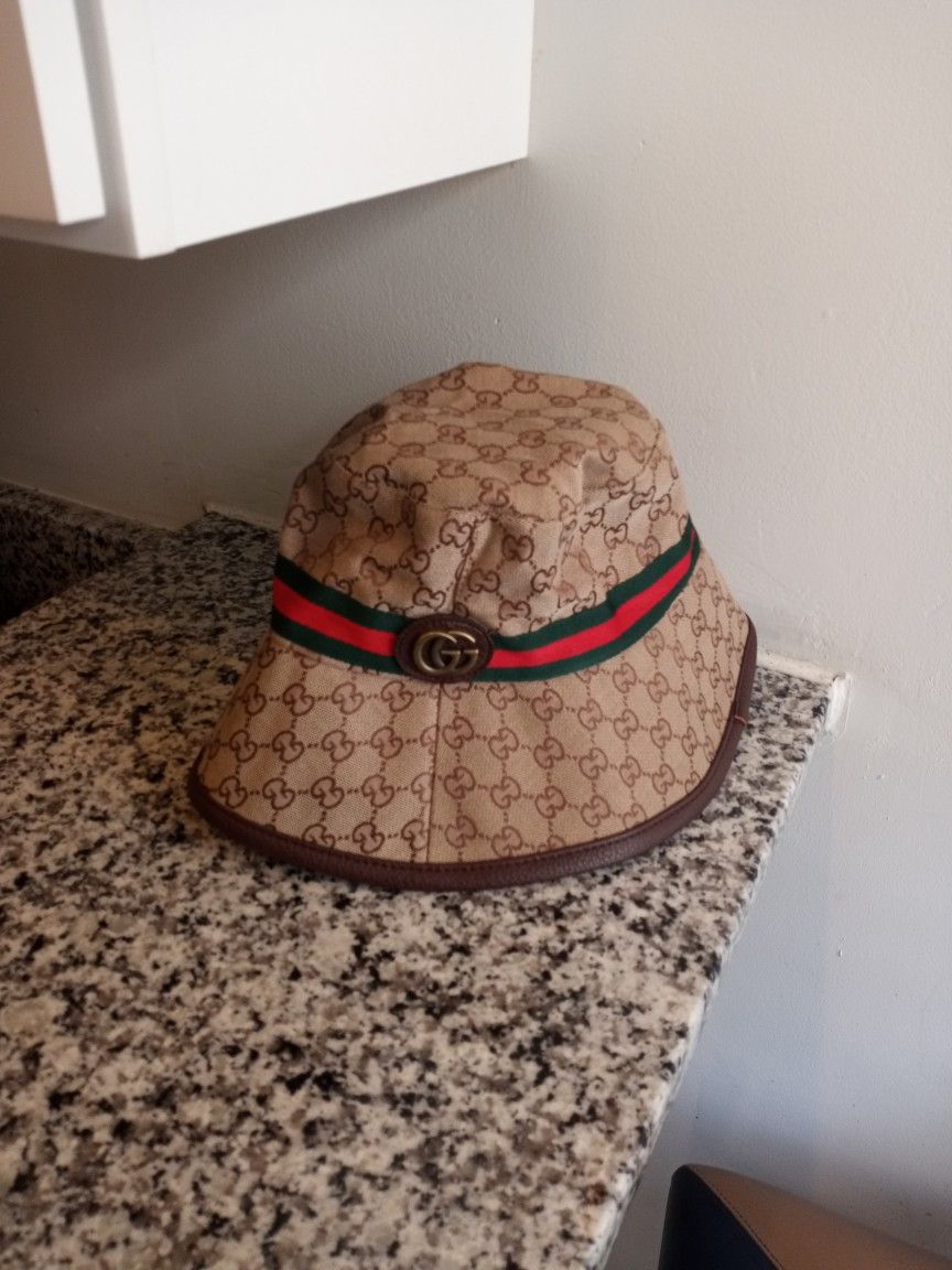 Gucci Bucket Hat 