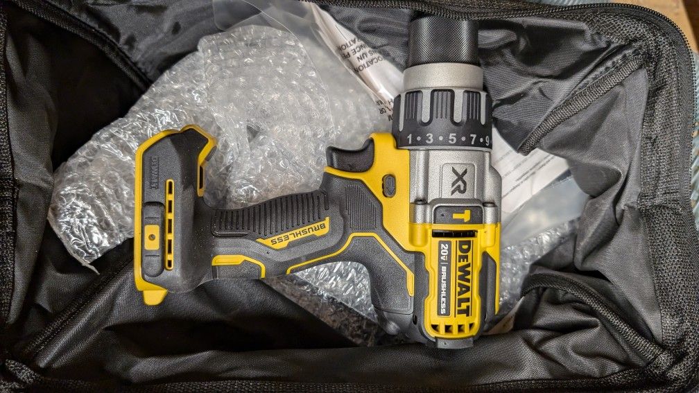 DeWalt 20v Power Detected Hammer Drill Tool Only Pick Up Concord Pinole 