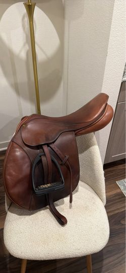 Saddle 17.5