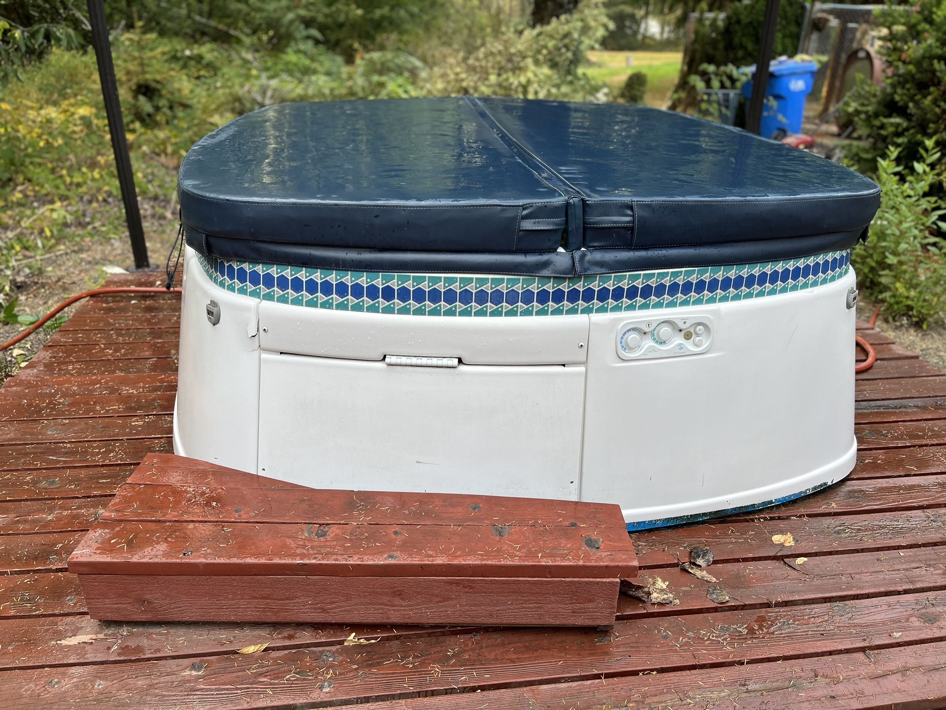 Watkins HotSpring Portable Spa  Model F351414 Made In 1995