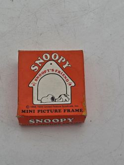 Vintage Snoopy Peanuts Mini Picture Frame Butterfly Originals 79-3910 w/ Box