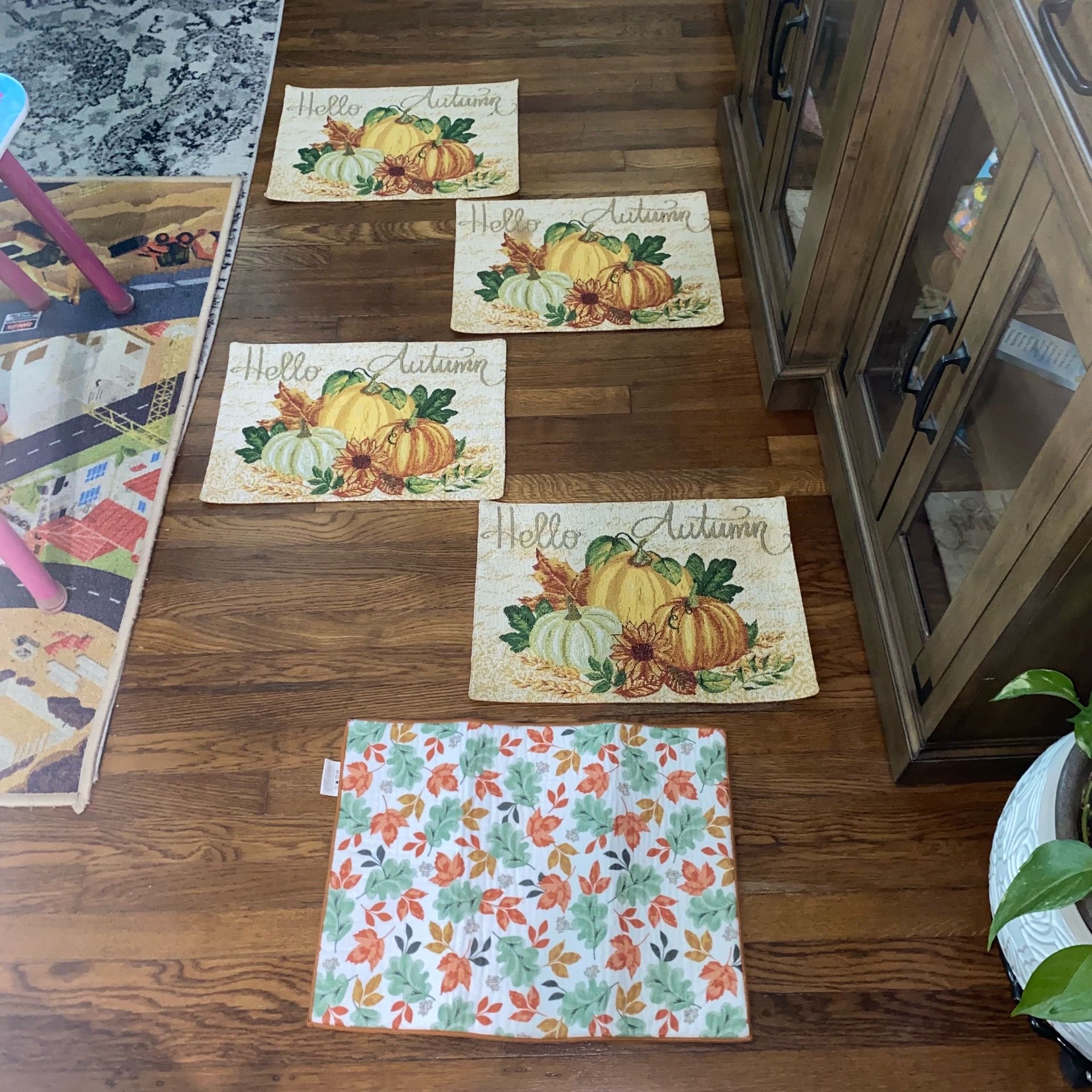 4 Hello Autumn and Fall drying mat $8 for bundle