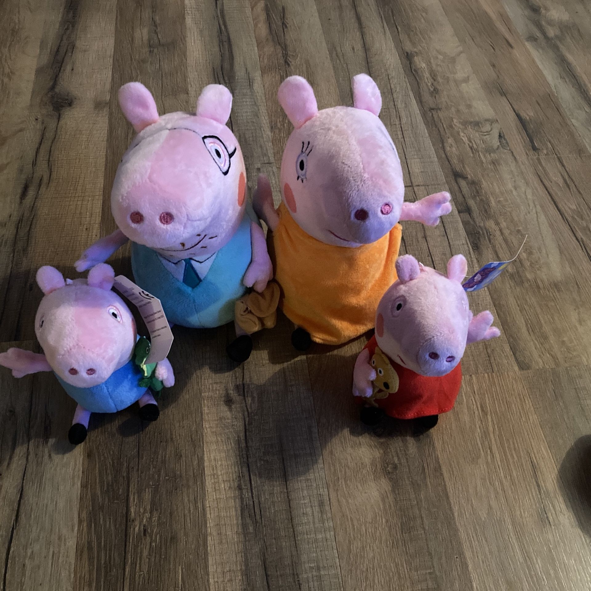 Peppa Pig Family Plush Toys 