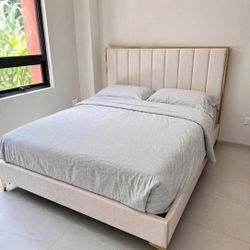 King Bed New 