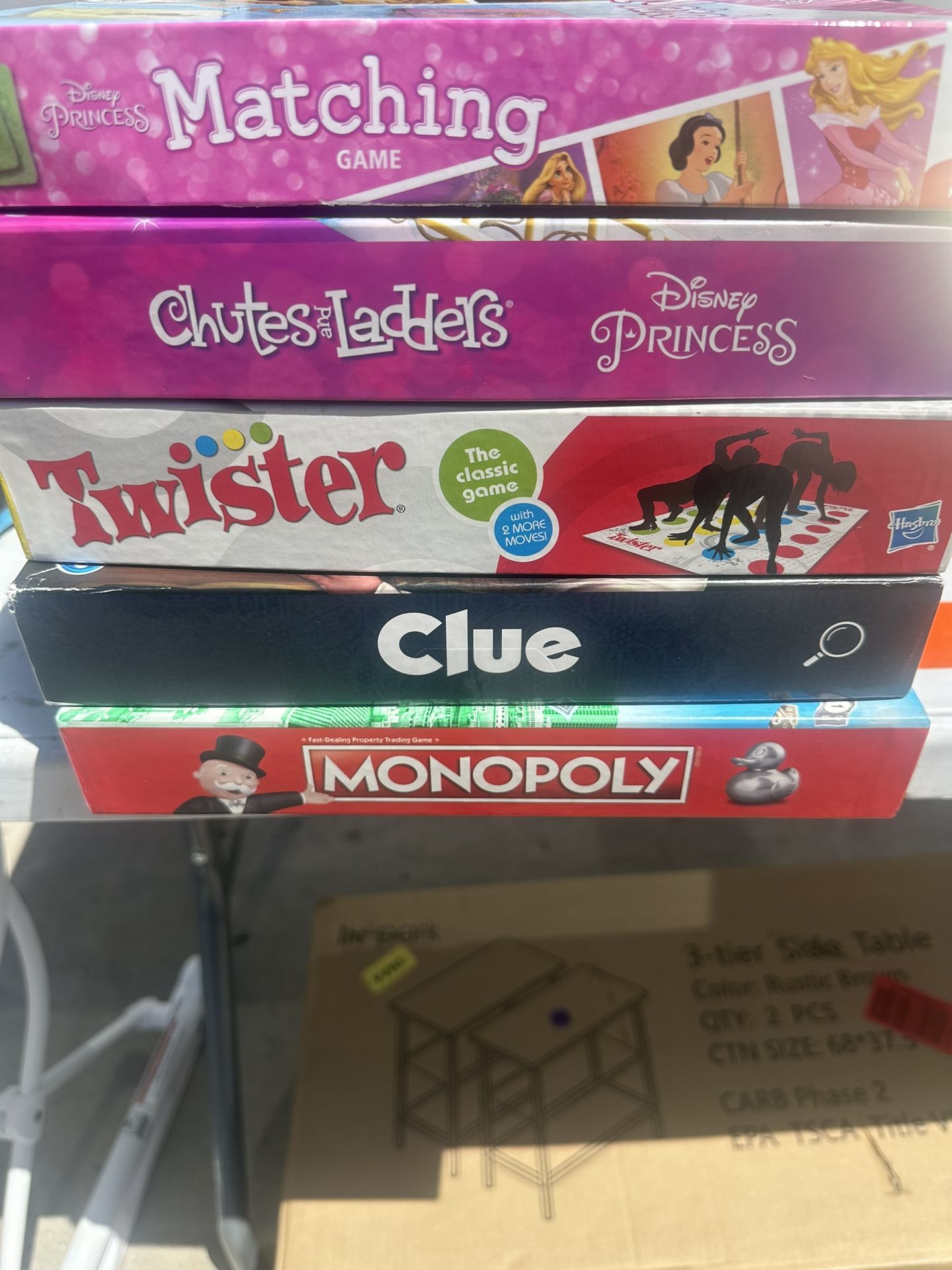 Board Games / Monopoly / Clue / Twister