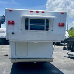 2007 Trailmanor 2720 Travel Trailer 