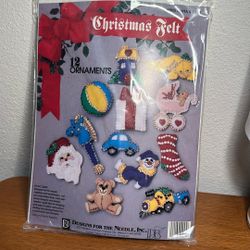Vintage Unopened Christmas Felt Ornament Craft Kit 