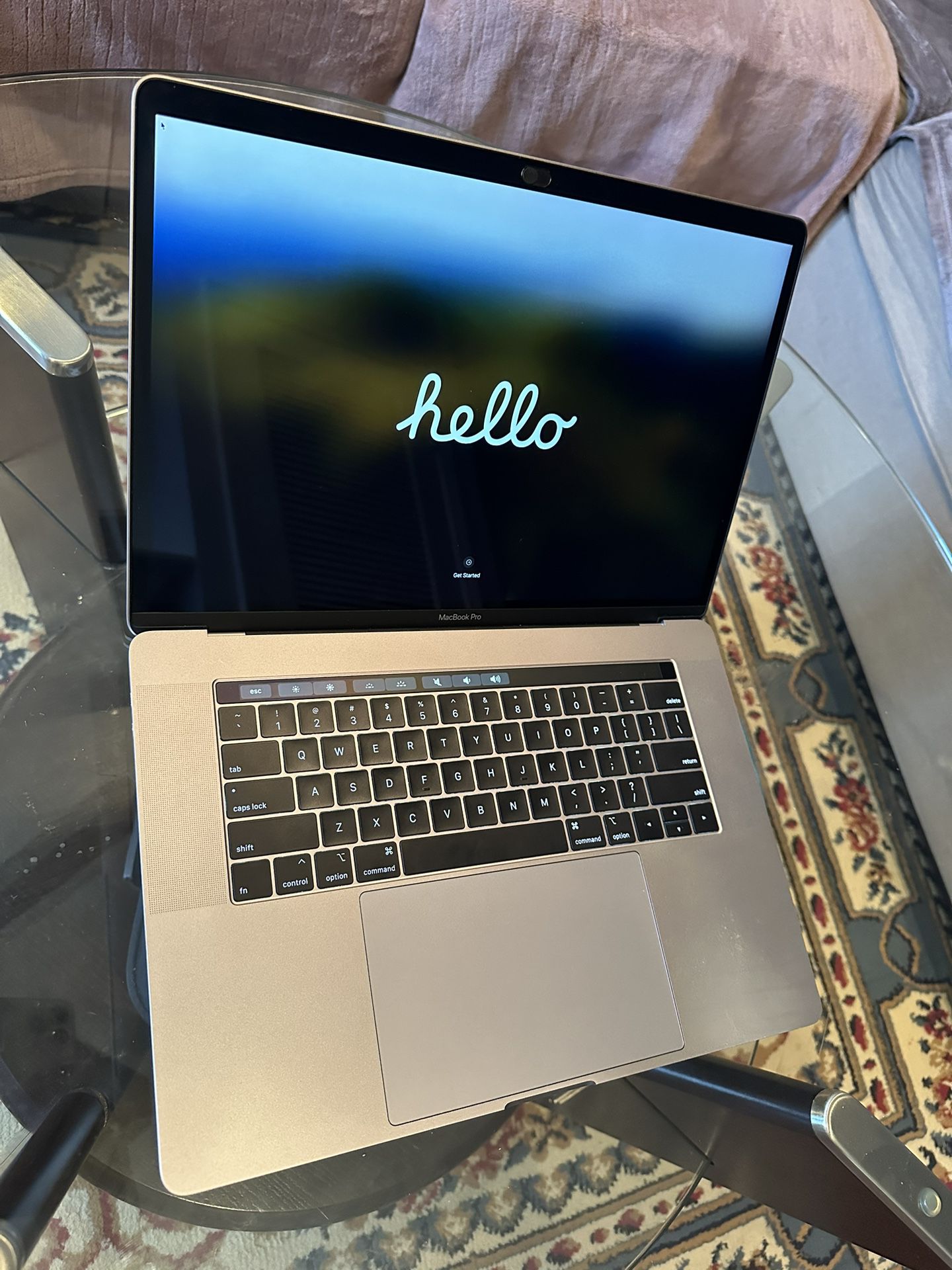 2018 15inch MacBook Pro 2.6Ghz 32GB RAM 1TB Storage - Space Grey