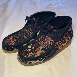 MAKE AN OFFER! 10.5 MENS Clarks Men's Originals Wallabee Boots in the "Black Combi" colorway, featuring a unique patterned tapestry textile upper