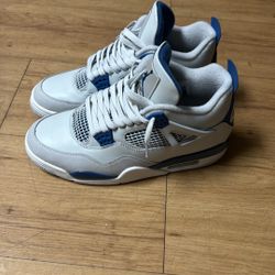 Jordan 4 Military Blue