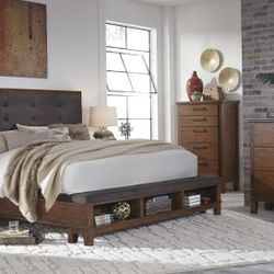 Ralene Medium Brown Storage Upholstered Panel Bedroom Set

