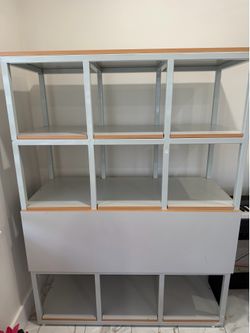 Bookshelf