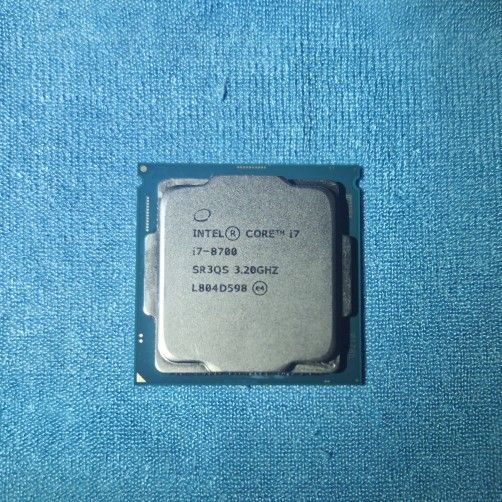CORE I7 8700