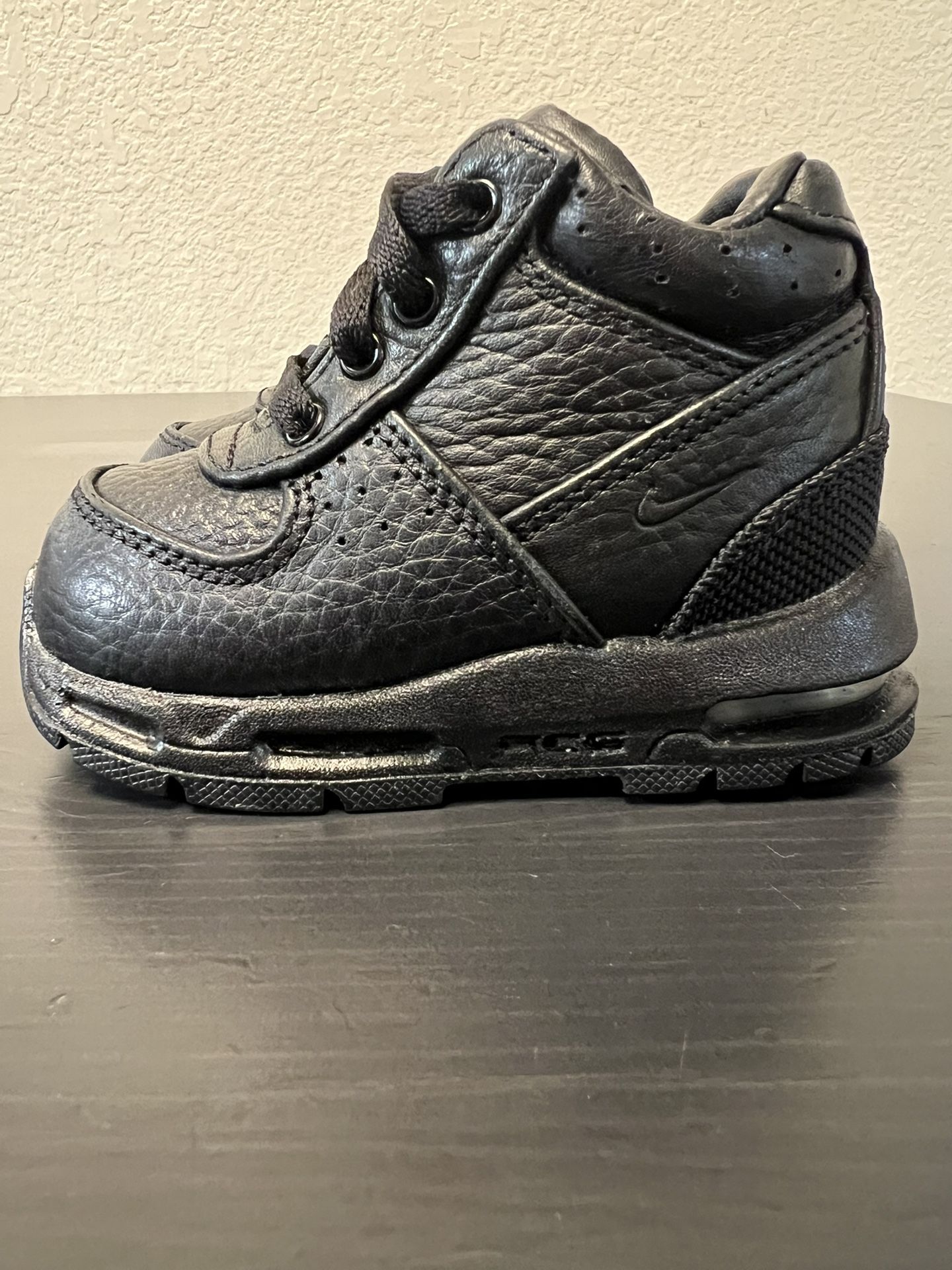 Toddler Nike ACG Boots Size 4c
