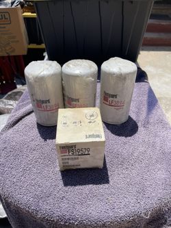 Cummings Diesel Oil And Fuel Filter Free