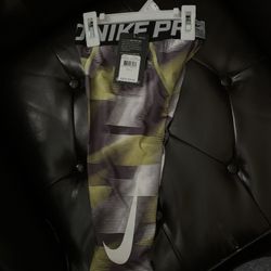 Nike Pro Cool Spandex