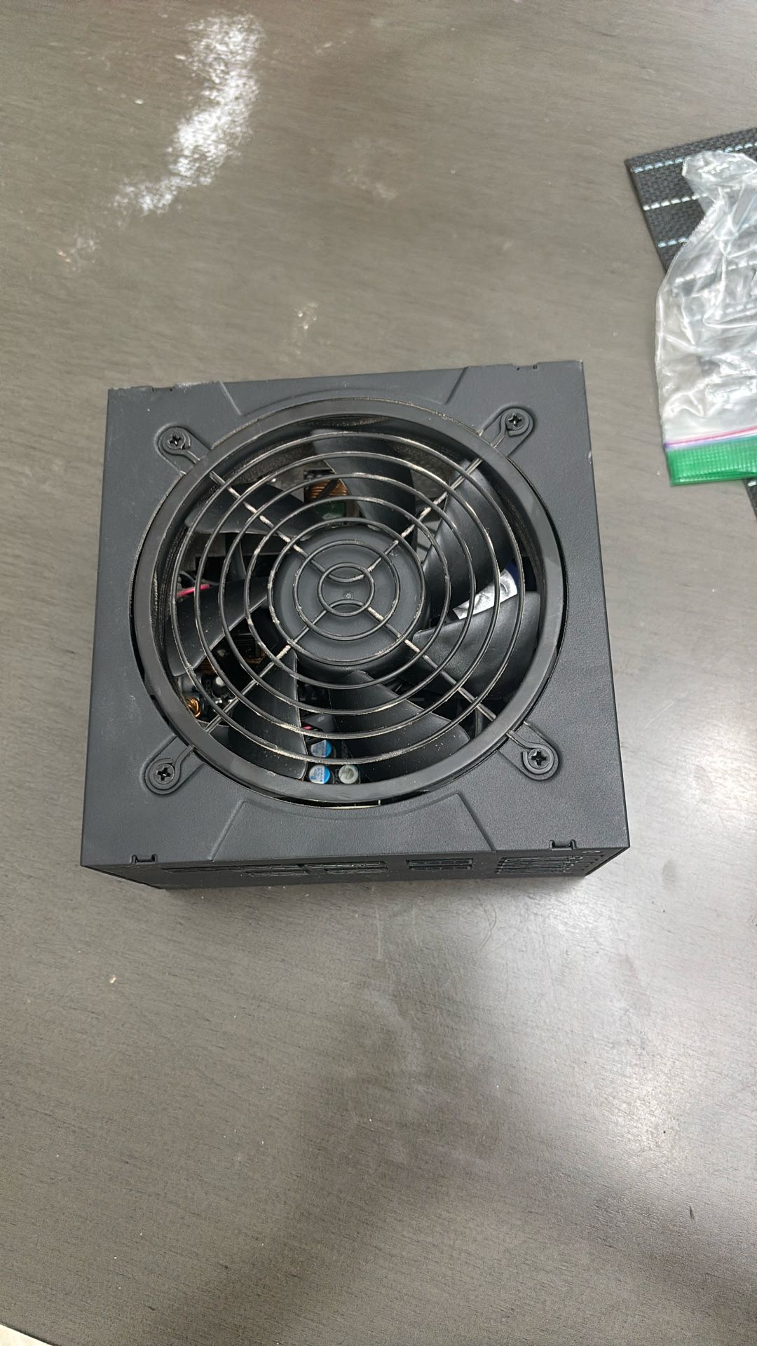 750 Watt Power Supply