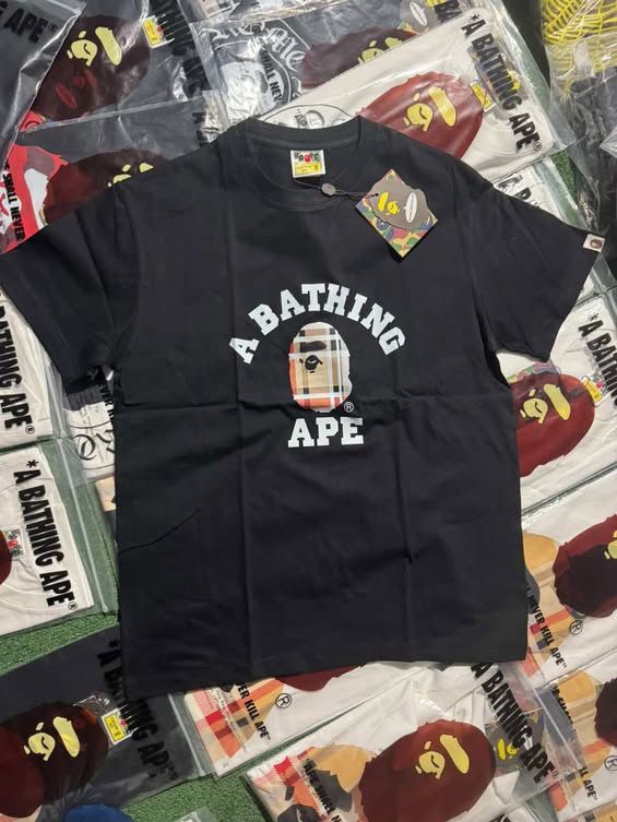 BRAND NEW BURBERRY BAPE T