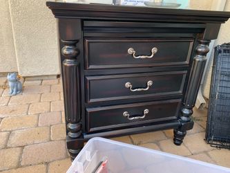 Night stand