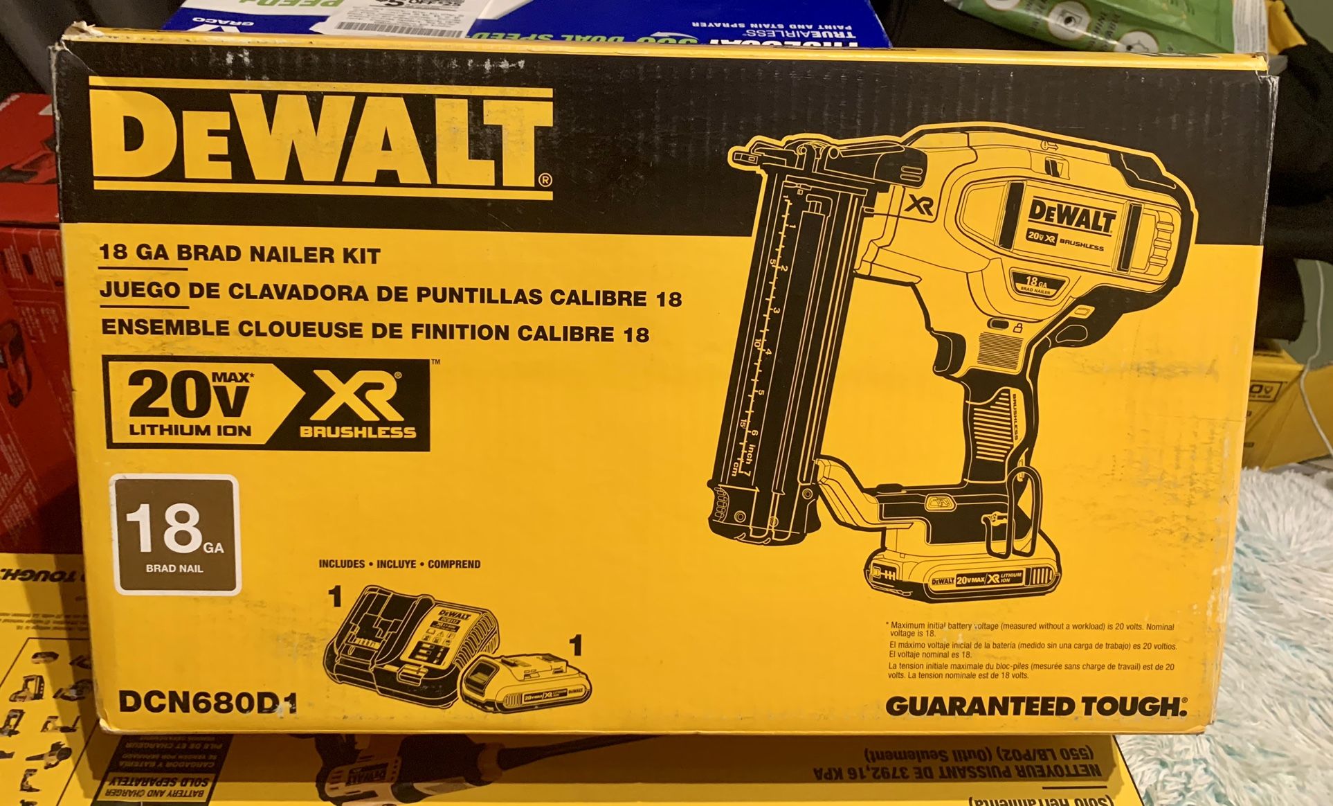 Dewalt 18g Cordless Brad Nailer atelieryuwa.ciao.jp