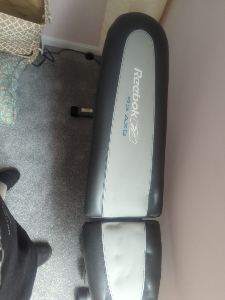 Reebok Adjustable Weight Bench