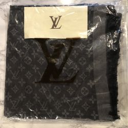 Louis Vuitton M71376 Echarpe Reykjavik Noir Cashmere Scarf/Stole