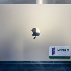 2023 MacBook Air M2 15" 8GB 256HD (90 Day Same As Cash Financing Available)