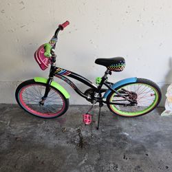 Girls bike