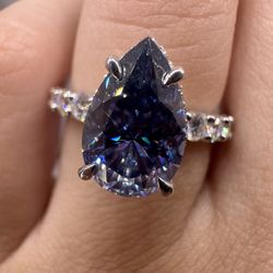 3 Carat Blue Pear Moissanite Diamond Engagement Ring Scalloped Pavé Band Hidden Halo 