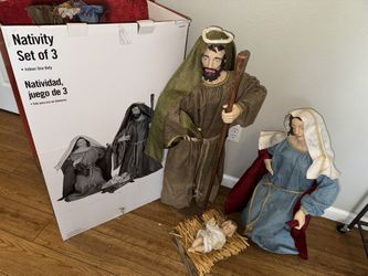 Home Accents Holiday Joseph Mary and Baby Jesus Nativity Scene (3-Piece Set)