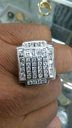 14k Gold WHITE ring 3ct vs 27.6 grams