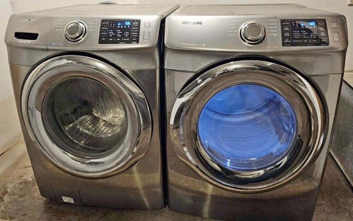 Samsung Stainless Steel Steam Washer & Dryer Set