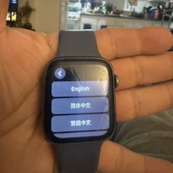 I Watch 3 40mm In Good Condition 