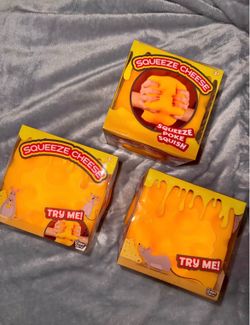 Squeeeezey Cheese Squishy