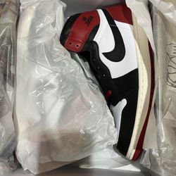 Air Jordan 1 Black Toe