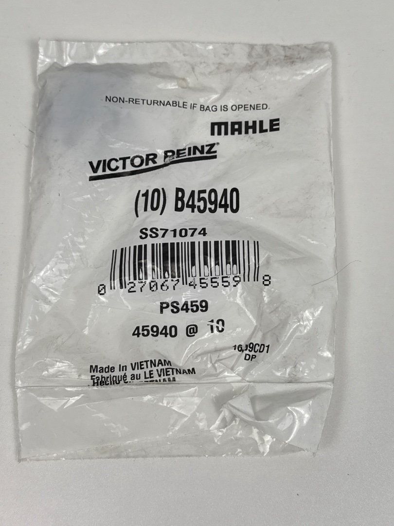 Victor Reinz / MAHLE automotive gasket set component.