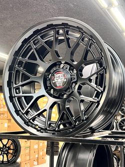18”x9 -12 et Super aggressive offset Chevy gmc Tahoe Denali Yukon Eacalde 1500 ——$640—- cash carry Fits Nissan trucks and Toyota