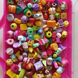 Shopkins Huge Lot!!