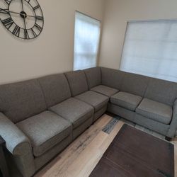 Two Arm Sectional Couch - Perfect Condition 