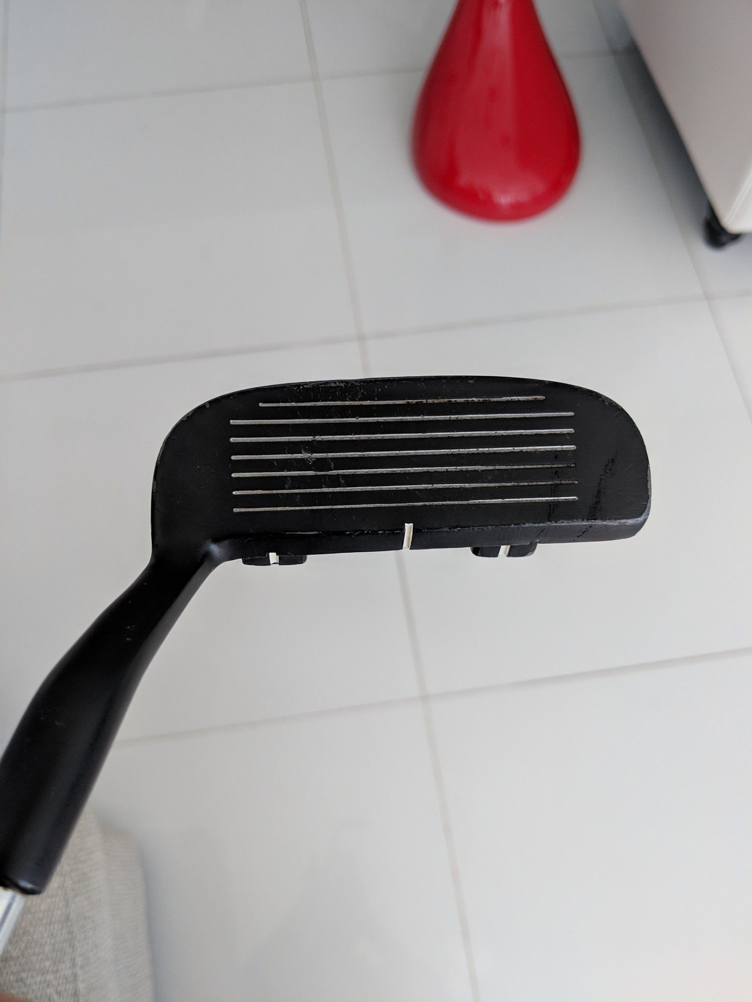 Chipping iron golf