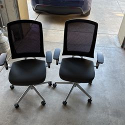 Pair of HON Task Chairs 